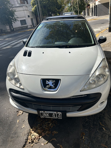 Peugeot 207 1.6 Xt