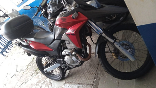 Moto Honda Xre 300 Vermelha 2013, 90100 Km Original