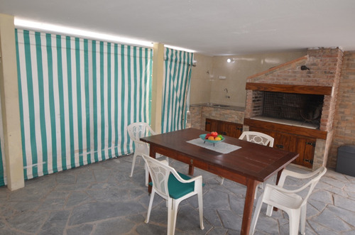 Imagen 8 de 23 de Muy Buena Casa En Parque Del Plata A Una Cuadra De La Playa