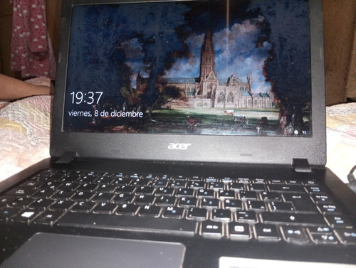 Notebook Acer Aspire 3 Semi Nuevo!!! En Excelente Estado!