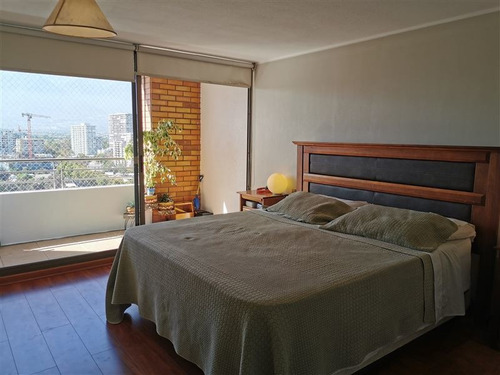 Departamento En Venta De 2 Dorm. En Ñuñoa