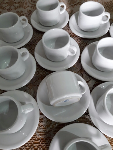 Juegos De Taza Y Plato Para Café En Porcelana Olmos Años 70.