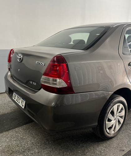 Toyota Etios 1.5 Sedan Xs