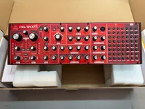Comprar Sintetizador Paraónico De Neutrones Behringer