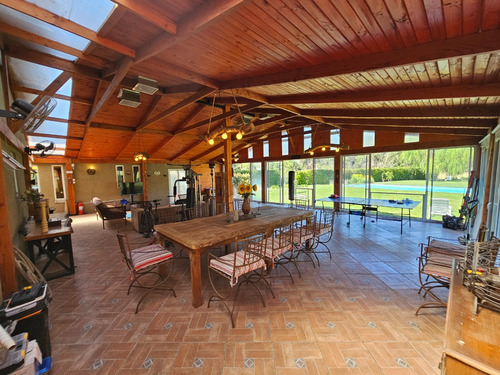 Parcela Familiar 4d Y 4b, Terraza Techada En 304m2 En 5000m2