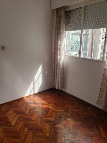 Imagen 9 de 15 de Apartamento 2 Dormitorios Con Azotea Exclusiva, Cordón, Ideal Renta, Muy Luminoso, Pronto Para Entrar.