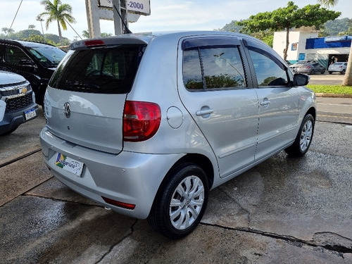 Imagem 2 de 8 de Volkswagen Fox 1.0 Mi Trend 8v