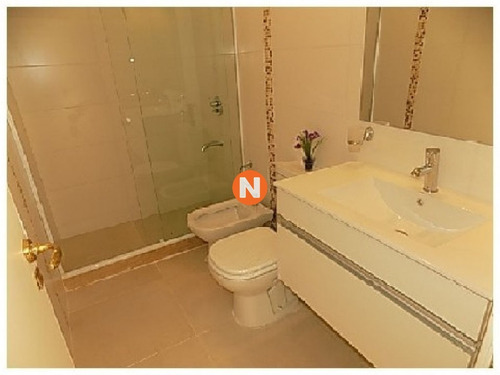 Casa En Venta Y Alquiler, Mansa, Punta Del Este, 4 Dormitorios.- Ref: 209383