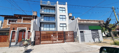 En Venta En Palomar Depto 2 Amb Con Terraza Sum Pilet F:9770