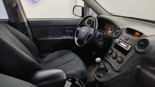 Kia Rondo 2.0 Crdi Mt 6v 2009