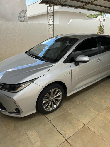 Toyota Corolla 1.8 Altis Hybrid Flex Aut. 4p Hibrido Flex