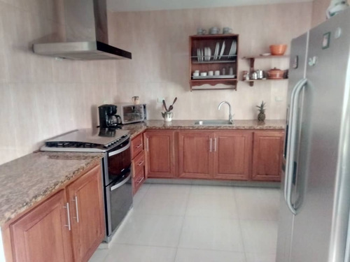 Imagen 3 de 16 de Townhouse En Venta Turmero Palma Segu 0412190156