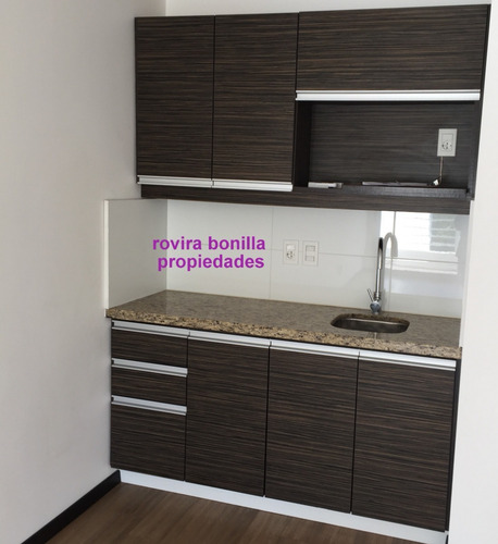 Imagen 4 de 8 de Venta Monoambiente Con Renta. 26 De Marzo Y Buxareo.