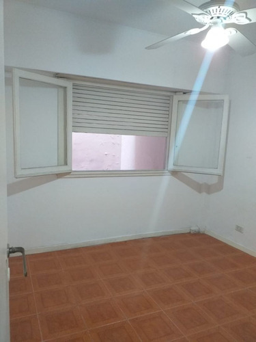 Imagen 9 de 12 de Departamento En Venta En Flores