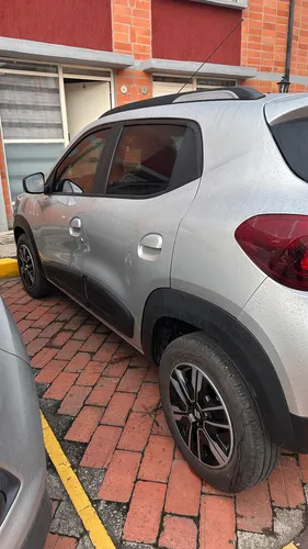 Renault Kwid 1.0 Intens