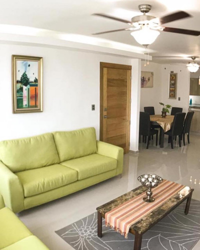 Imagen 2 de 9 de Apartamentos En La Jacobo Majluta