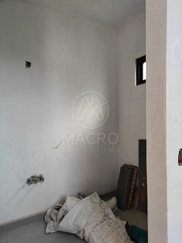 Casa En Preventa En Fracc. Real De Oaxtepec Apta A Créditos Con Alberca Y Jardin