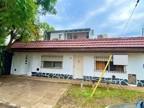 Casa Para 2 Familias En Venta En Ituzaingo Norte