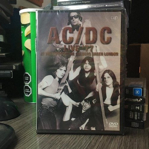 Ac/dc - Live 77 At The Hippodrome Golders Green London (2003