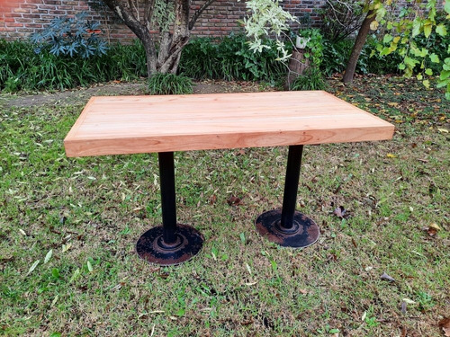 Mesa De Madera Con Patas De Hierro 1.4 X 0.7