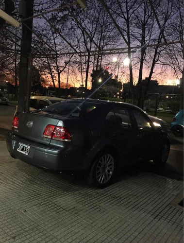 Volkswagen Bora 1.8 Highline T 180cv 2011