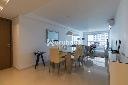Venta Apartamento Dos Dormitorios Punta Del Este Edificio Look Brava