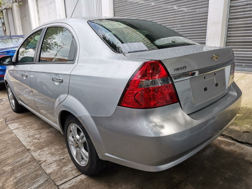 Imagen 4 de 8 de Chevrolet Aveo 1.6 Ltz At Sedán 2016