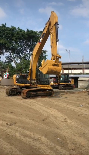 Vendo Excavadora Caterpillar 320 D Año 2010 Remanufacturada 