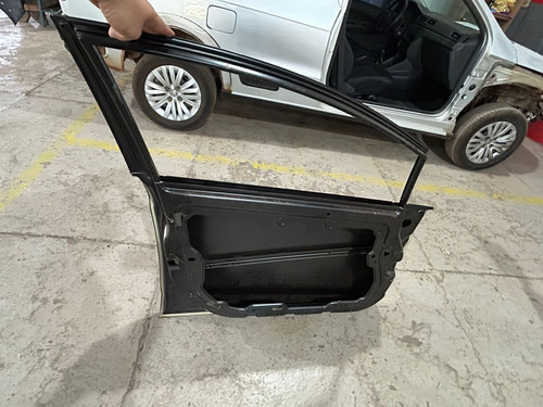 Porta Dianteira Esquerda New Fiesta 13 19 Nova C Detalhe