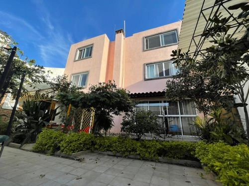 Imagen 8 de 25 de Casa - Lomas Del Campestre