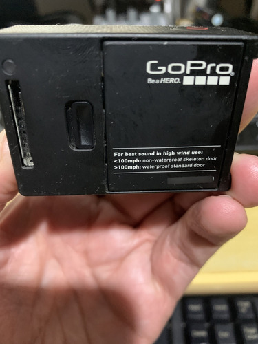 Câmera Gopro Hero3 Usada Vários Acessórios