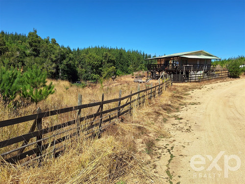 Casa En Venta De 2 Dorm. En Pichilemu