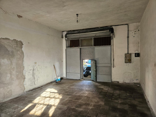 3 Locales En Venta En Zona Industrial, Con Posibilidad De Ampliacion