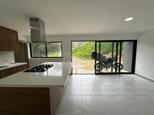 Casa En Arriendo En Las Antillas. Cod A775982