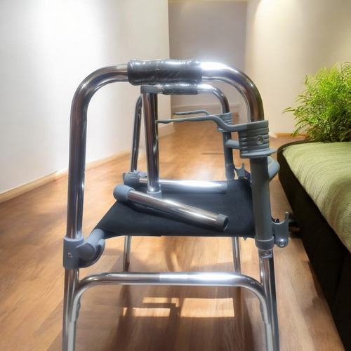 Andadera Ortopedica De Lujo Con Asiento De Lona Desmontable