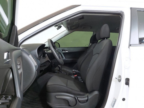 Imagem 10 de 15 de 131127 - Hyundai Creta 2017 Com Garantia