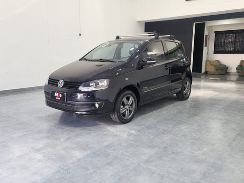 Volkswagen Fox 1.0 Tec Total Flex 5p