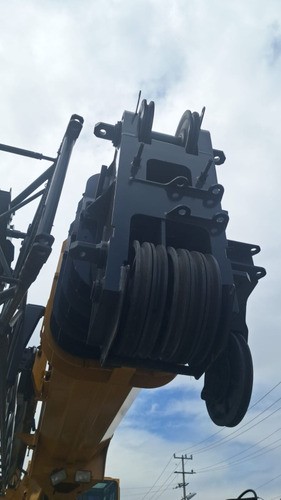 Grua Todo Terreno Grove Rt890e Año 2004 Capacidad 90 Tons