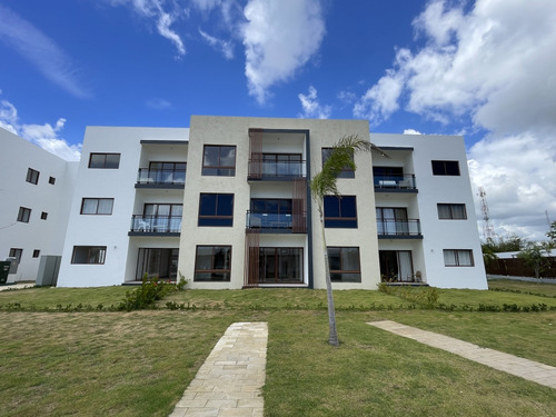 Costa Bavaro Garden Residence En Punta Cana.