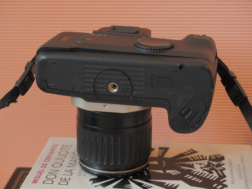 Canon Eos Elan 2 Cámara Rollo 35mm Funciona Con Detalle Plateado (Usado)