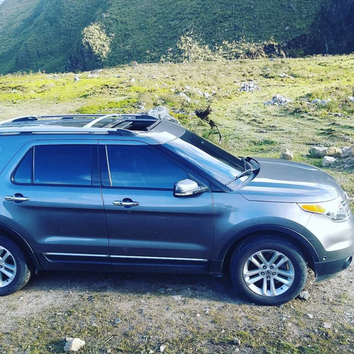 Imagen 1 de 5 de Alquiler Camionetas 7 Puestos Por Mes Semana O Dias