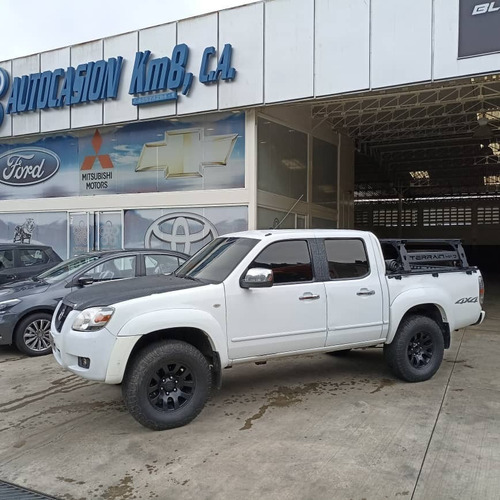 Imagen 3 de 16 de Mazda Bt-50 4x4 Sincronica 2009
