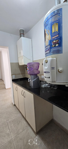 Venta Casa De 2 Dormitorios Con Piscina En Miguel Muñoz