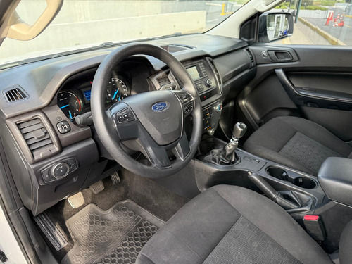 Ford Ranger XL 2.2L MT 4X2