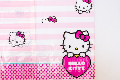 Toalha Hello Kitty Plástica De Mesa 1.20x1.80cm Festa 1 Un