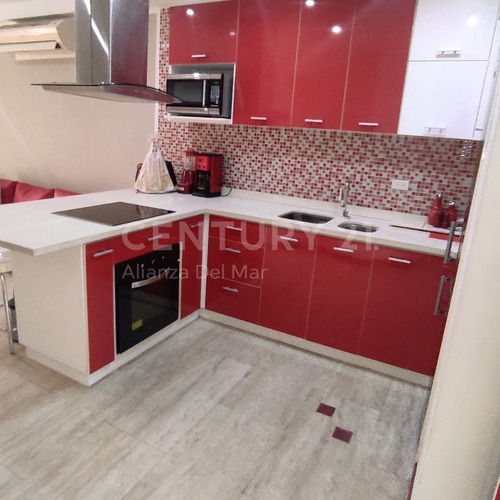 Imagen 6 de 13 de Apartamento Completamente Renovado Y Equipado En Playa Grande ¡vive La Vida De Tus Sueños En Este Oasis De Comodidad Y Elegancia!