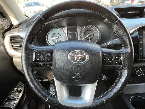 Toyota Hilux 4x4 2.8 At Srv - 2021 | 20
