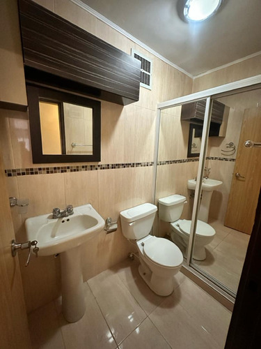 En Alquiler Apartamento En Urbanización San Isidro. Yb7263