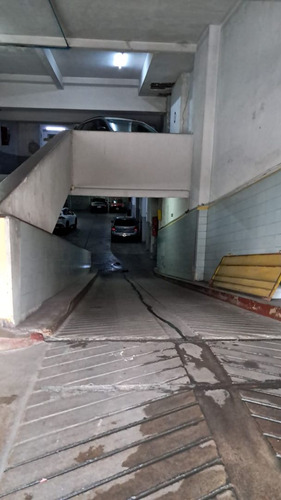 Venta Cochera Zona Estrategica