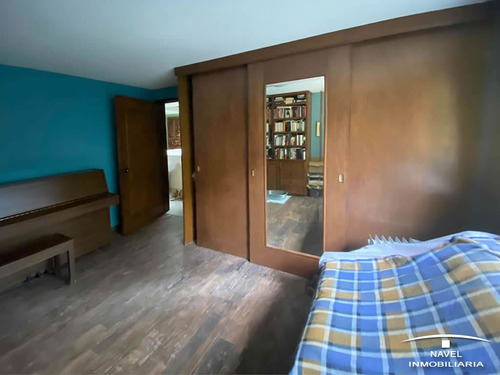 Casa En Venta Desarrollada En Dos Niveles Con Un Mezzanine, En La Calle De Av. México En La Colonia Heroes De Padierna